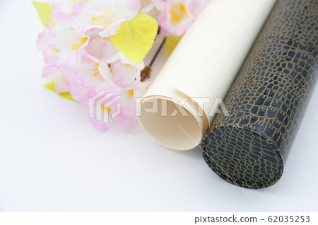 Diploma and flower (artificial flower) 62035253