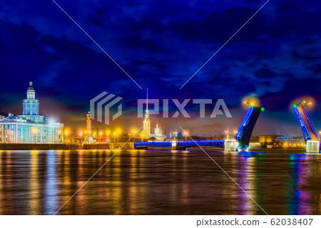 Drawbridge Palace Bridge and Peter and Paul 62038407