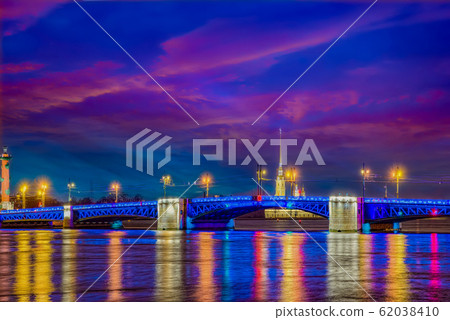 Drawbridge Palace Bridge in night time. Saint Drawbridge Palace Bridge in night time. Saint 62038410