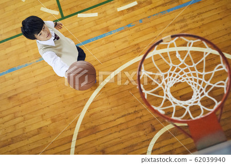 高中學生打籃球 高中學生打籃球 62039940