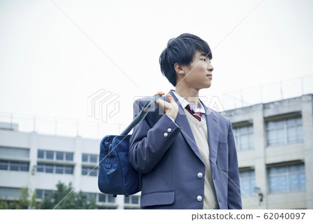 Daily life of high school students 62040097