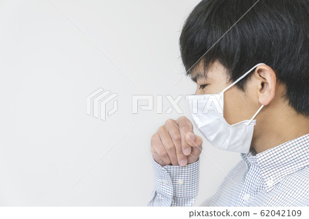 Boy coughing mask Boy coughing mask 62042109