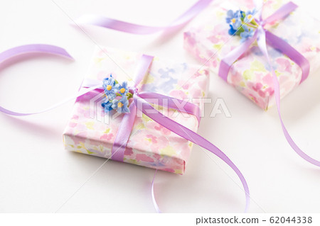 Mother's Day gift 62044338