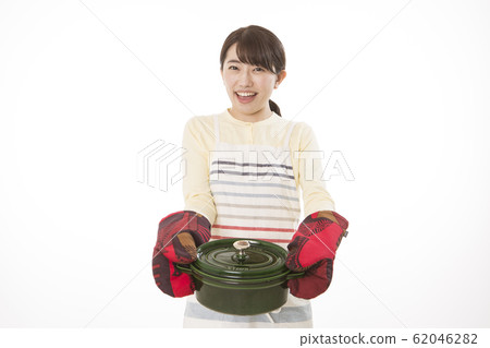 女人烹飪形象 62046282