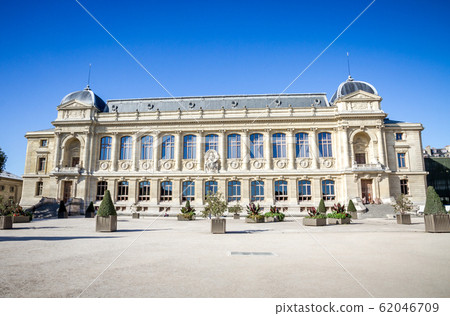 Jardin des plantes Park and museum, Paris, France Jardin des plantes Park and museum, Paris, France 62046709