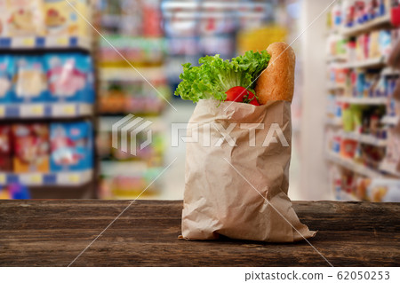 For clean nature using paper pack when shopping 62050253
