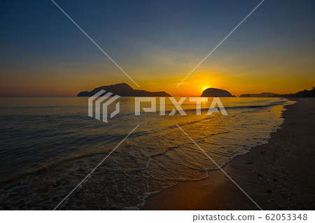 Thailand, Sunset, Lake, Sky, Dawn Thailand, Sunset, Lake, Sky, Dawn 62053348
