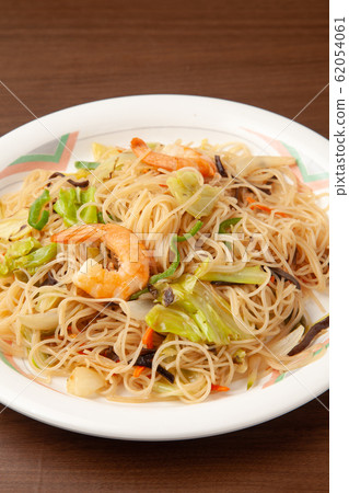 Grilled rice noodle Grilled rice noodle 62054061