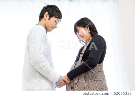 已婚夫婦的產婦照片 已婚夫婦的產婦照片 62055355