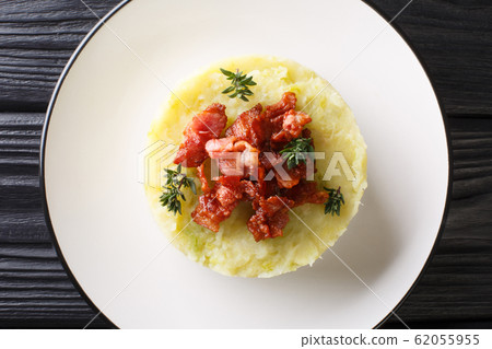 Trinxat Spanish and Andorran dish spicy mashed Trinxat Spanish and Andorran dish spicy mashed 62055955