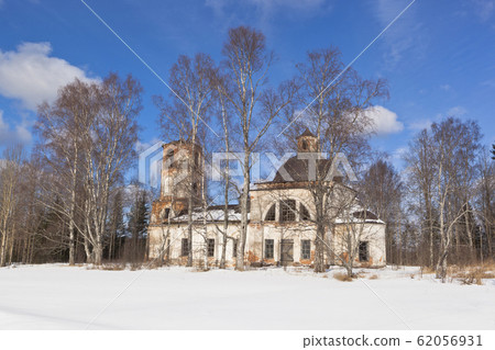 Ilyinsky Churchyard, Verhovazhsky District, Vologda Region, Russia. Crumbling Church of Elijah the Prophet Ilyinsky Churchyard, Verhovazhsky District, Vologda Region, Russia. Crumbling Church of Elijah the Prophet 62056931