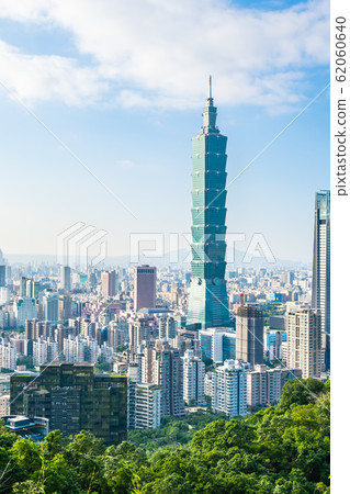 Beautiful landscape and cityscape of taipei 101 building and architecture in the city 62060640