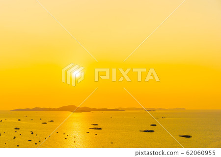 Beautiful landscape of sea ocean around Pattaya city in Thailand at sunset time 62060955