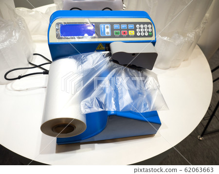 Air cushioning machine Air cushioning machine 62063663