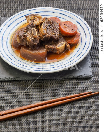 韓國傳統食品排骨蒸 62064459