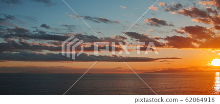 Eagle view of Sagami Bay 62064918