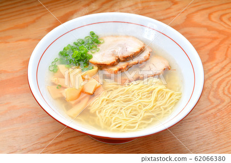 注意)Steam正在修飾合成。鹽拉麵,鹽味拉麵,拉麵的圖像。 注意)Steam正在修飾合成。鹽拉麵,鹽味拉麵,拉麵的圖像。 62066380