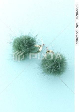 Earrings 62068880
