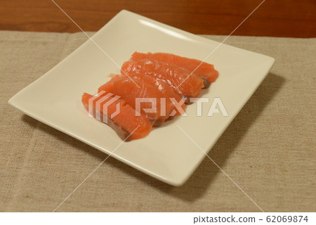 三文魚刺身在家 62069874