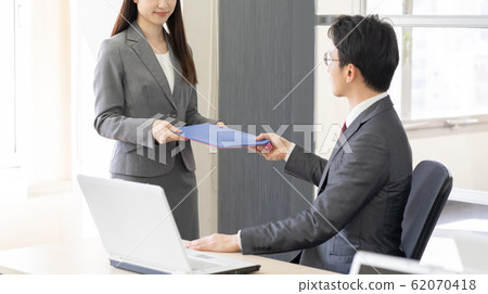 Business 62070418