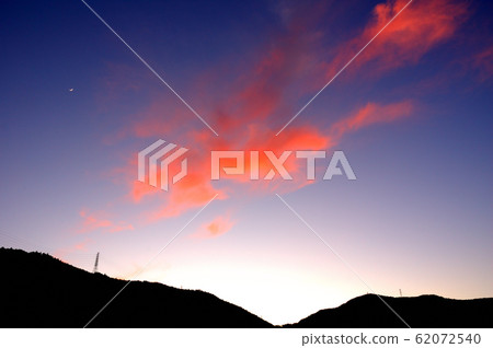 初春日落雲 62072540