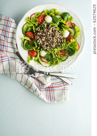 Salad Salad 62074629