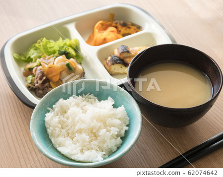 One-plate long-term care food that is easy for the elderly and seniors to eat [Long-term care lunch] Breakfast Lunch Dinner Meal image 62074642