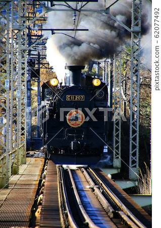 Winter morning ... Small black smoke [Steam locomotive C11] 62077492