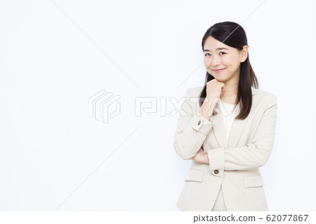 30多歲的女商人 62077867