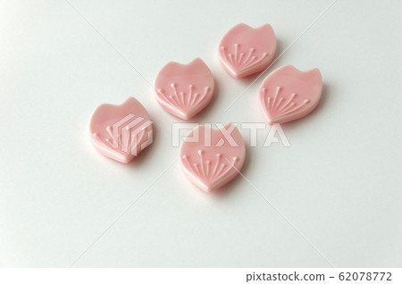 Cherry petals chopstick rest Cherry petals chopstick rest 62078772