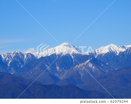 Northern Alps in winter Mt. Jeonen-Mt. 62079244