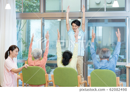 照顧者，養老院，體操 62082498