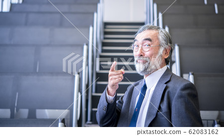 微笑教練指點 62083162