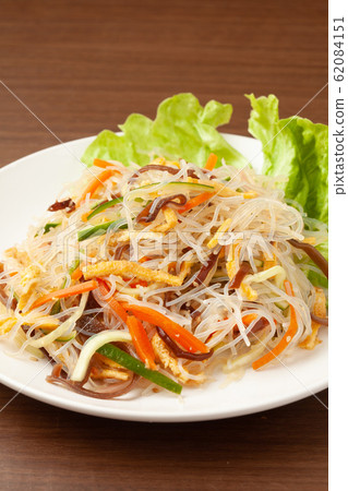 Vermicelli chinese salad Vermicelli chinese salad 62084151