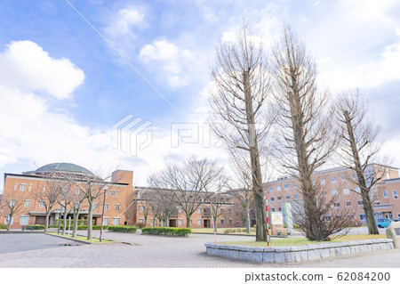 新潟縣立大學 新潟縣立大學 62084200