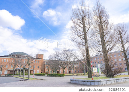 Niigata Prefectural University 62084201