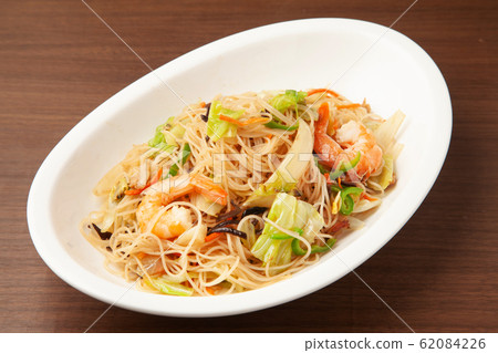 Grilled rice noodle Grilled rice noodle 62084226