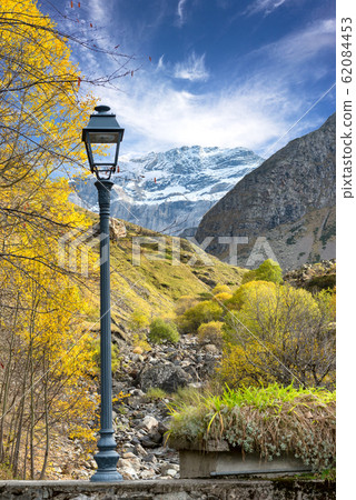 view of the cirque of Troumouse in the Pyrenees 62084453