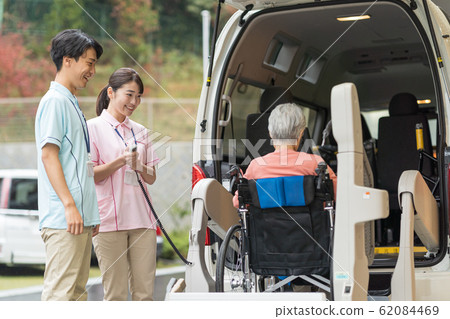 老人，看護人，福利車，接機 62084469