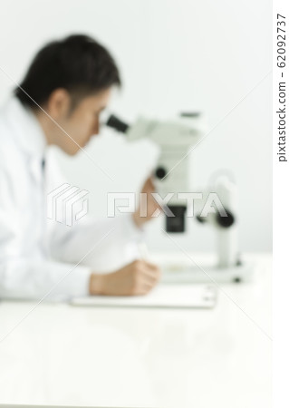 researcher  62092737