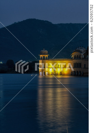 jal mahal at night 62093782