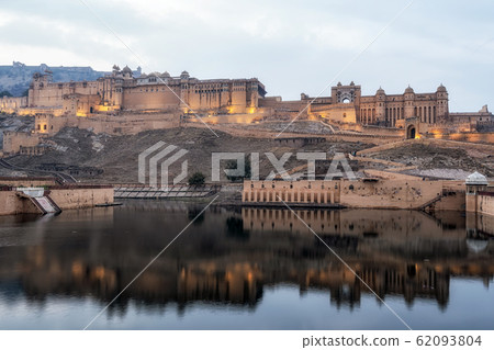sunset over amer fort 62093804