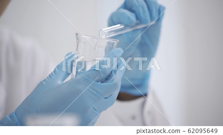 A man who tests 62095649