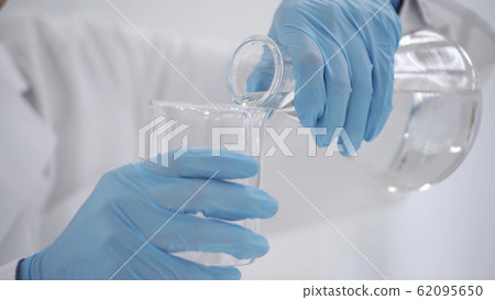 A man who tests 62095650