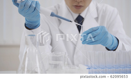 A man who tests 62095653