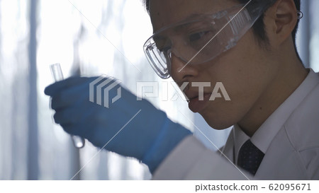 A man who tests 62095671