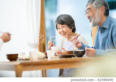 高級家庭用餐祖母 高級家庭用餐祖母 62096040