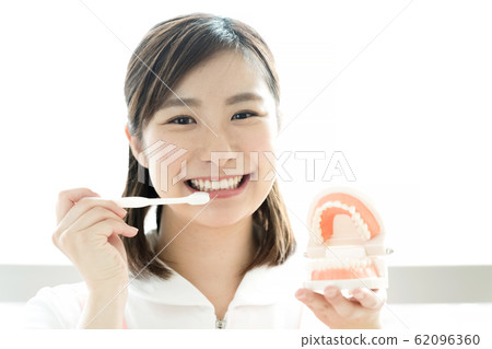 女高級指導牙膏 女高級指導牙膏 62096360