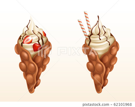 Bubble waffles with strawberry and caramel 62101968