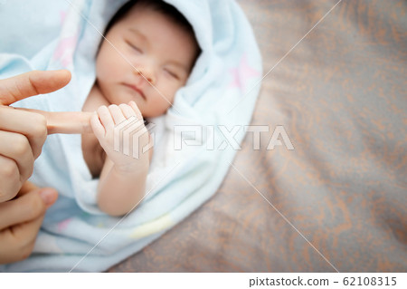 Concept of love and family relationship 62108315